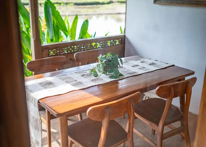 Madura - New 3 Bedroom W/ Rice Paddy View فيلة