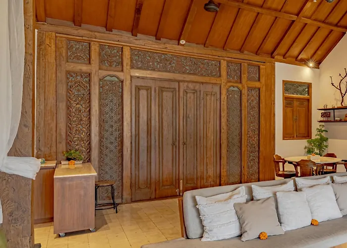 Madura - New 3 Bedroom W/ Rice Paddy View *