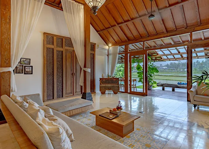 Madura - New 3 Bedroom W/ Rice Paddy View أوبود